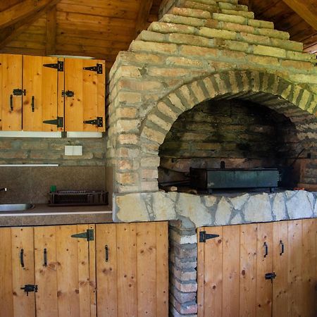 Apartmani Maslacak Rednek Kültér fotó