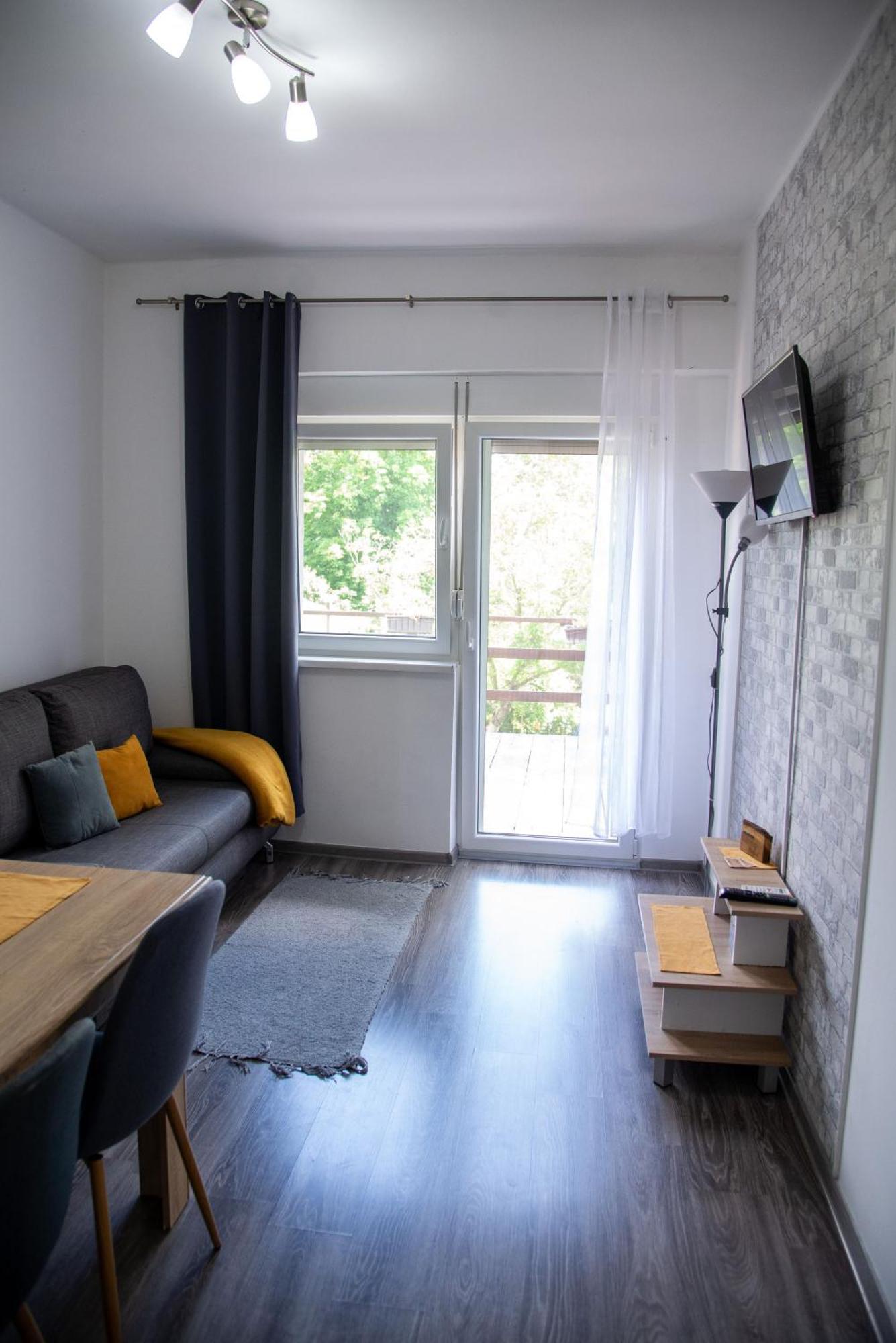Apartmani Maslacak Rednek Kültér fotó