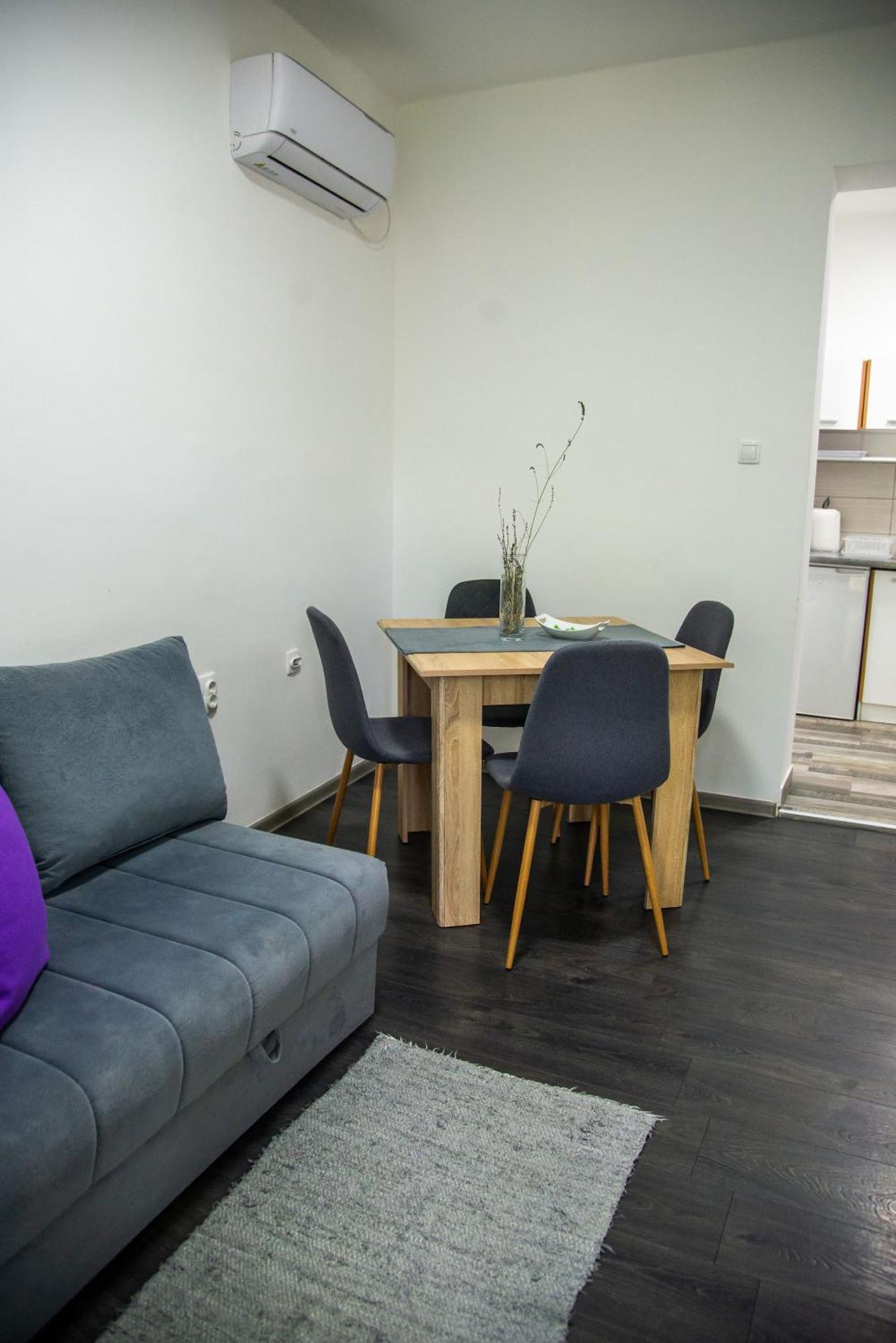 Apartmani Maslacak Rednek Kültér fotó