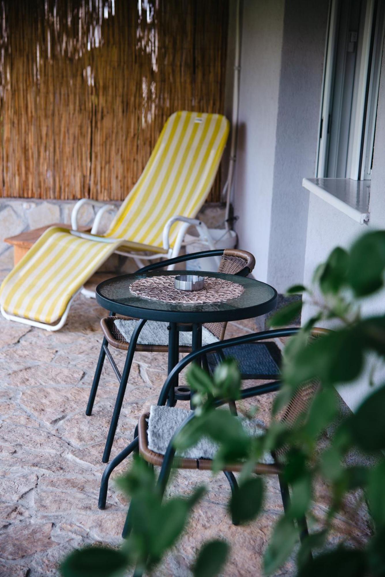 Apartmani Maslacak Rednek Kültér fotó